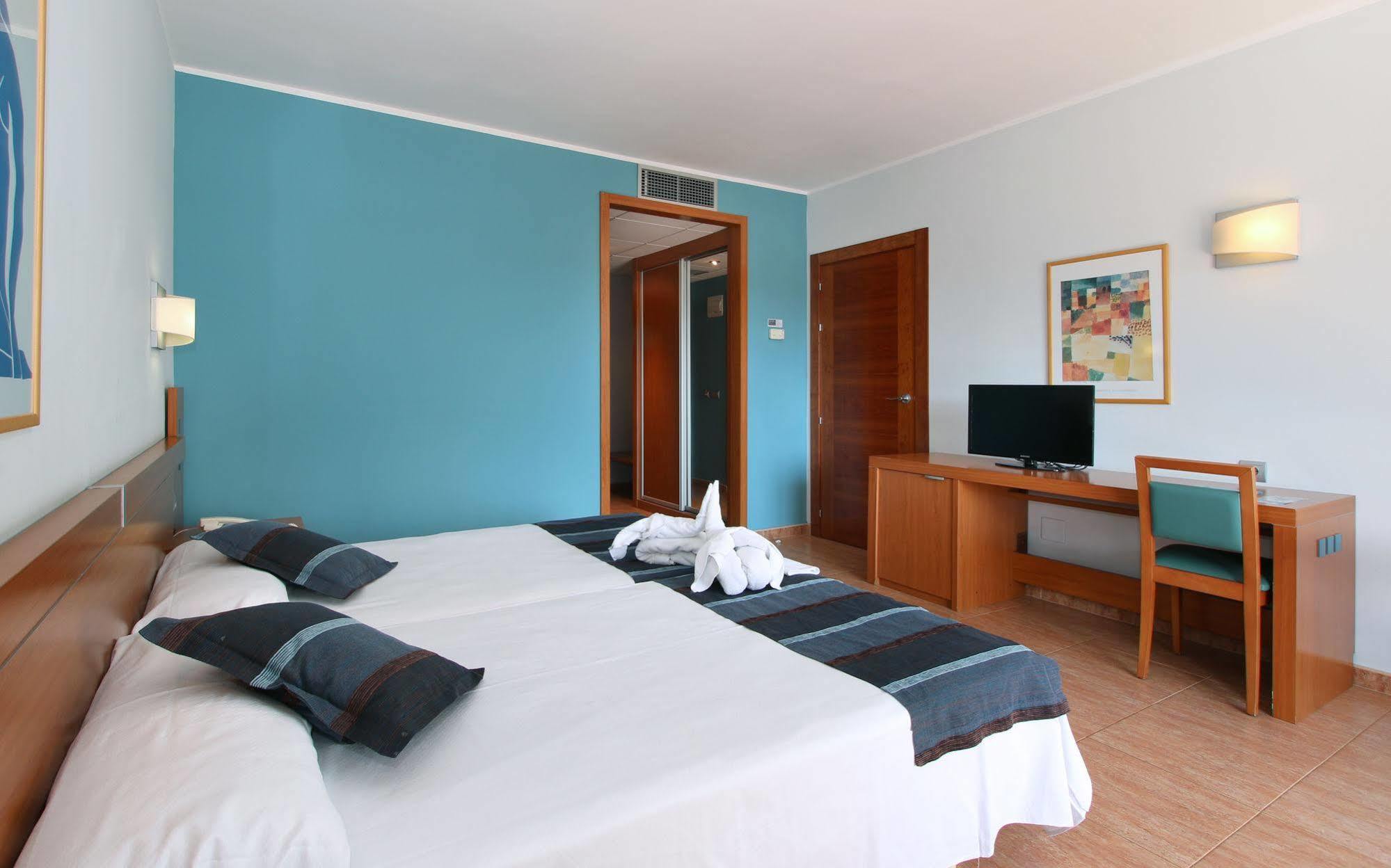 Hotel Ponient Piramide Salou By Portaventura World Exterior foto
